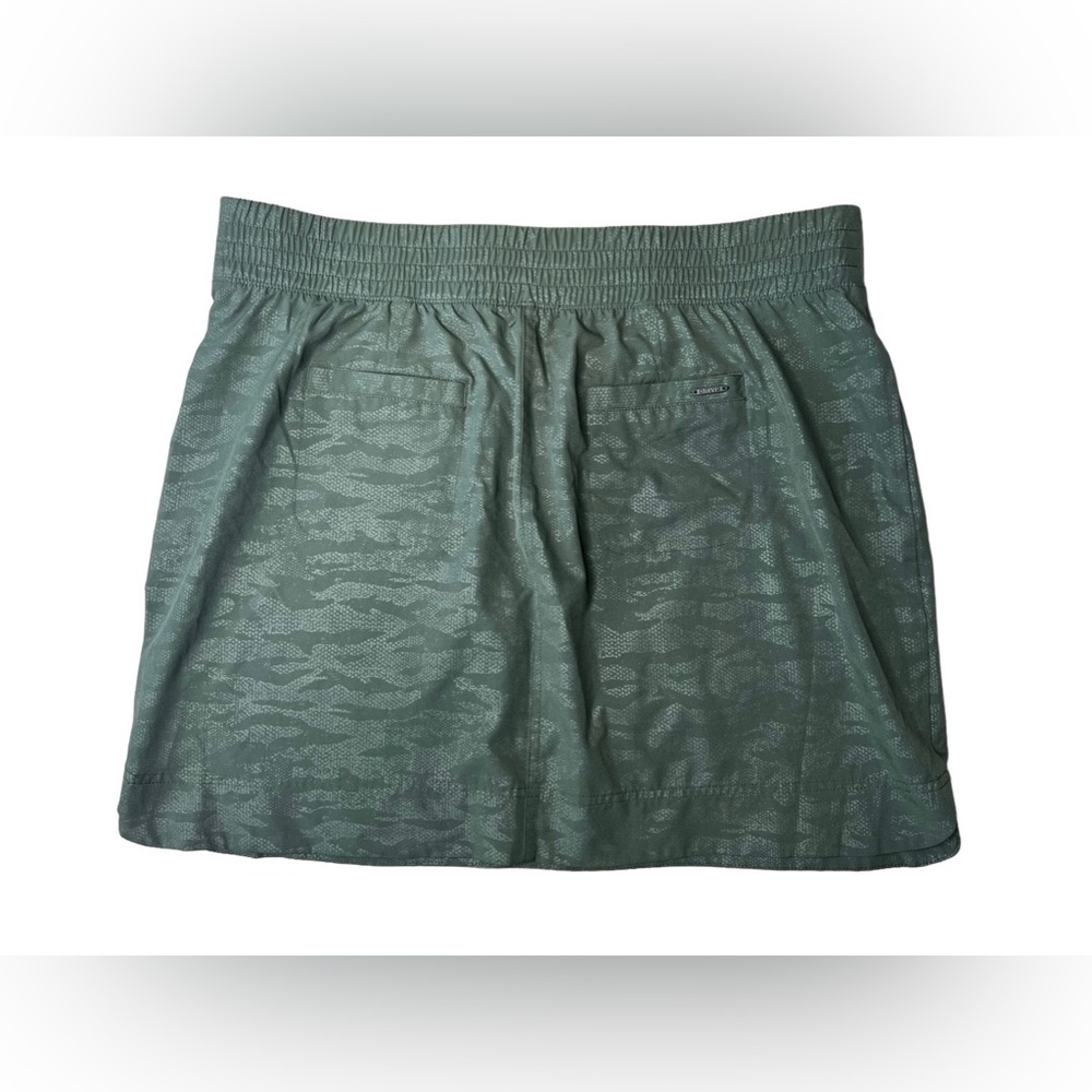 Orvis Size XL Green Camo Embossed Print Active Performance Skort Womens - Picture 7 of 15